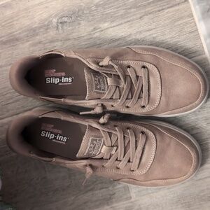 Skechers BOBS tan Slip-Ins